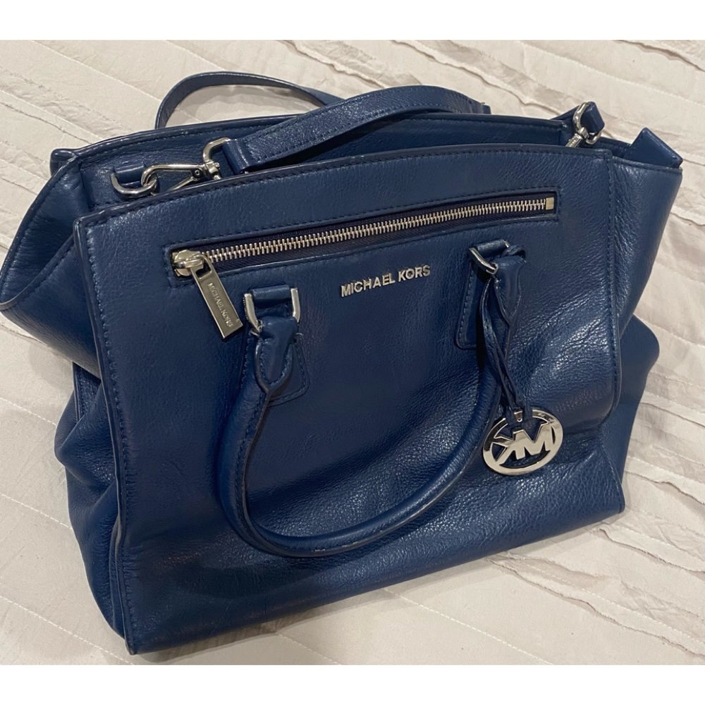 Leather Michael Kors hand/shoulder bag